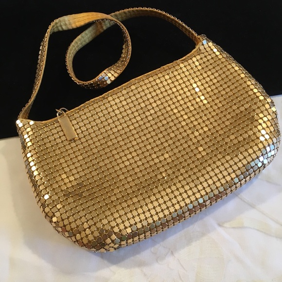 Vintage Handbags - Vintage Gold Mesh Bag